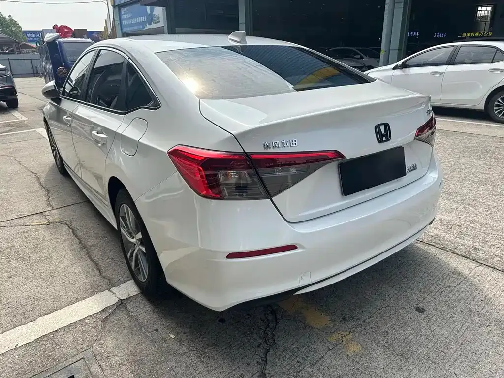 Honda Civic — фото 6