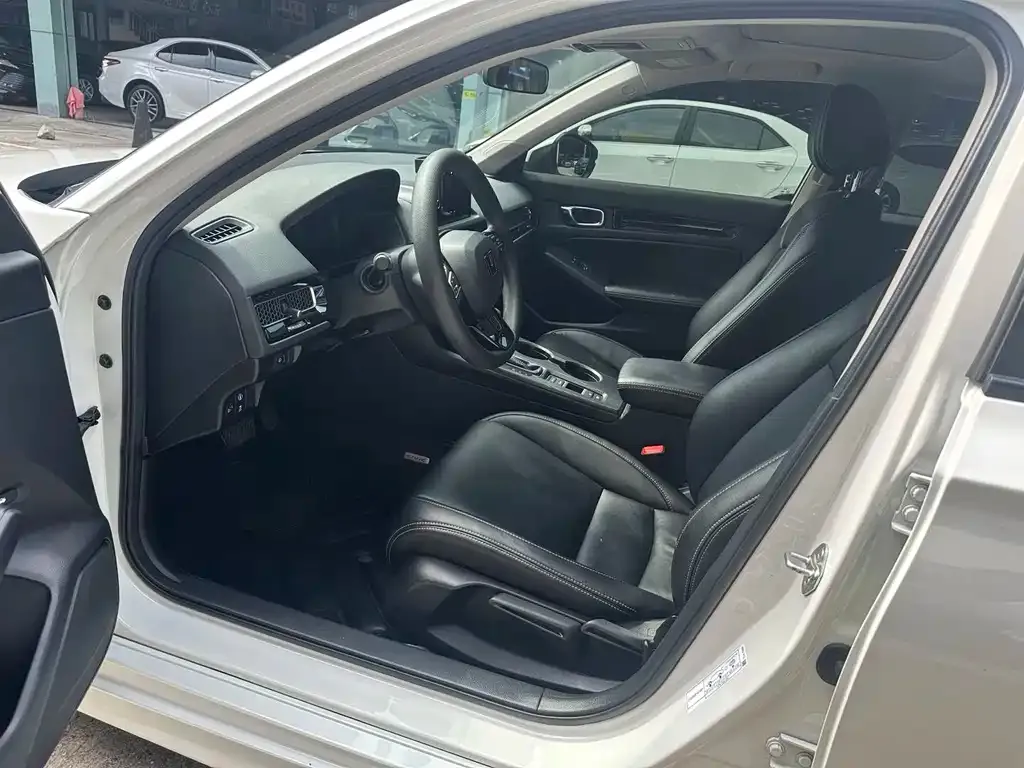 Honda Civic — фото 3