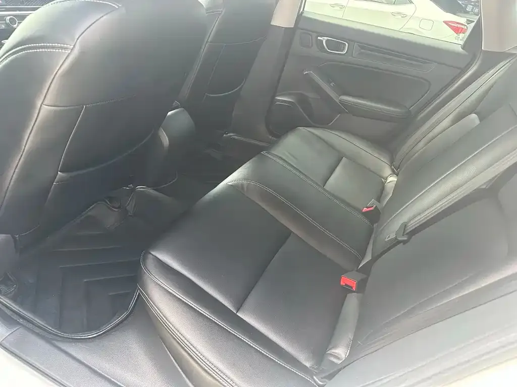 Honda Civic — фото 2