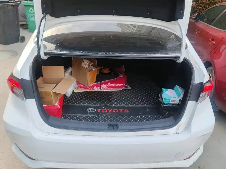 Toyota Corolla 2021 из CN, фото 6