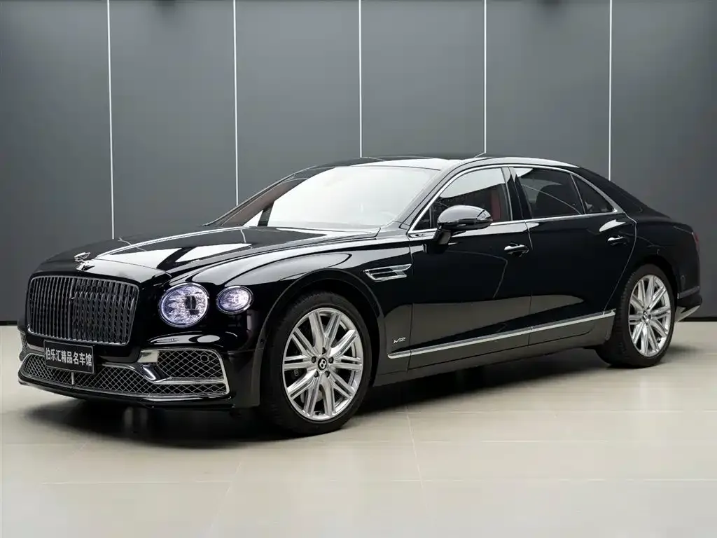 Bentley Flying Spur — фото 1