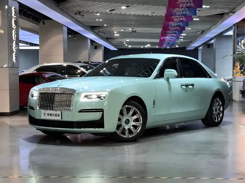 Rolls-Royce Ghost — фото 1