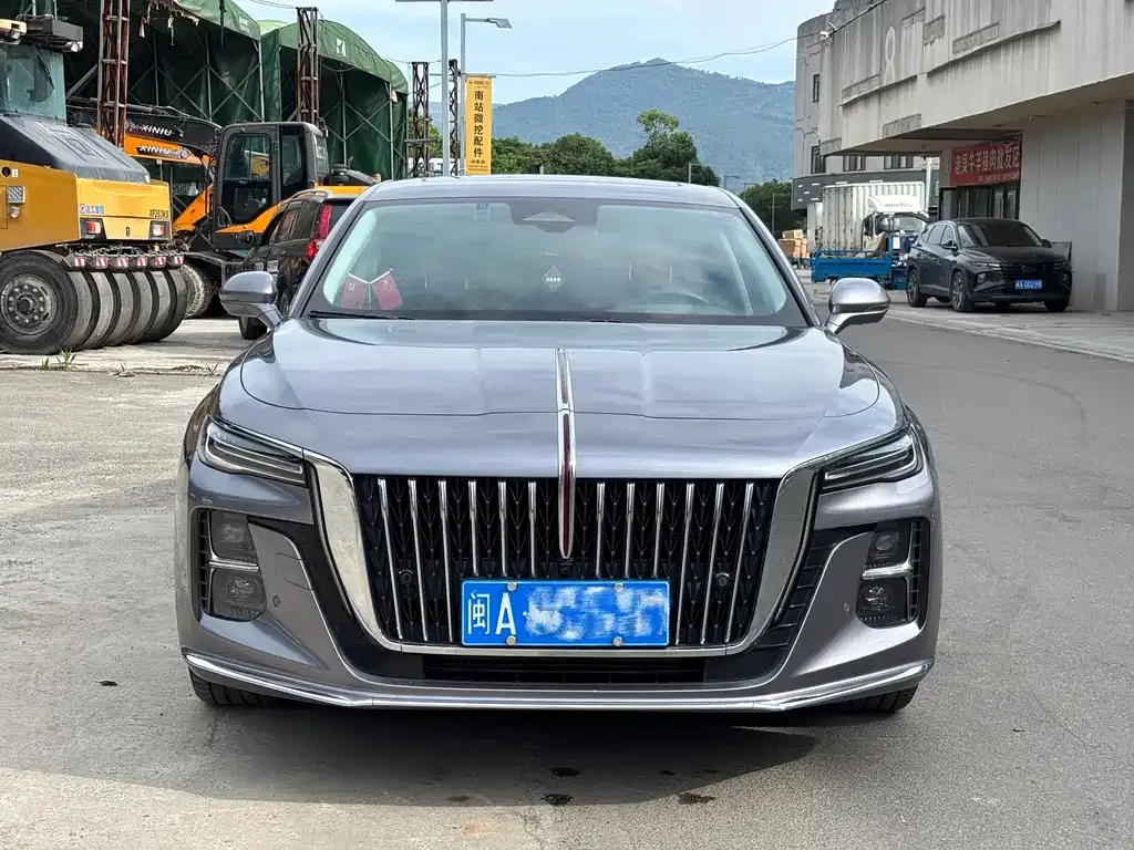 Hongqi H5 — фото 2