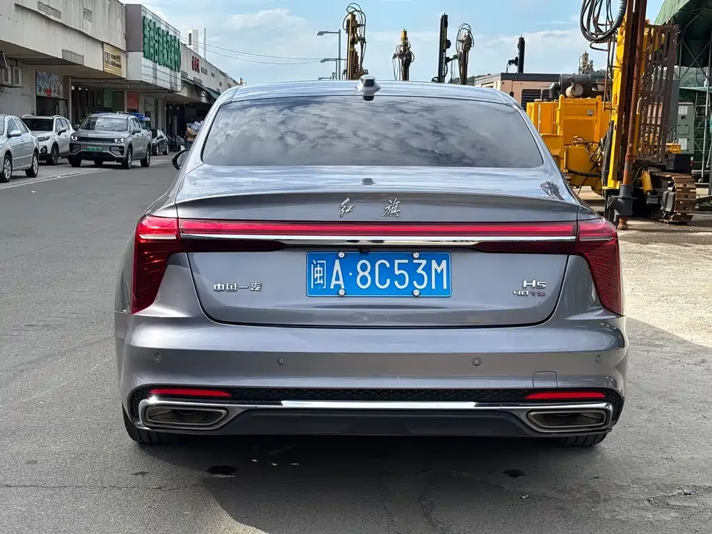 Hongqi H5 — фото 3