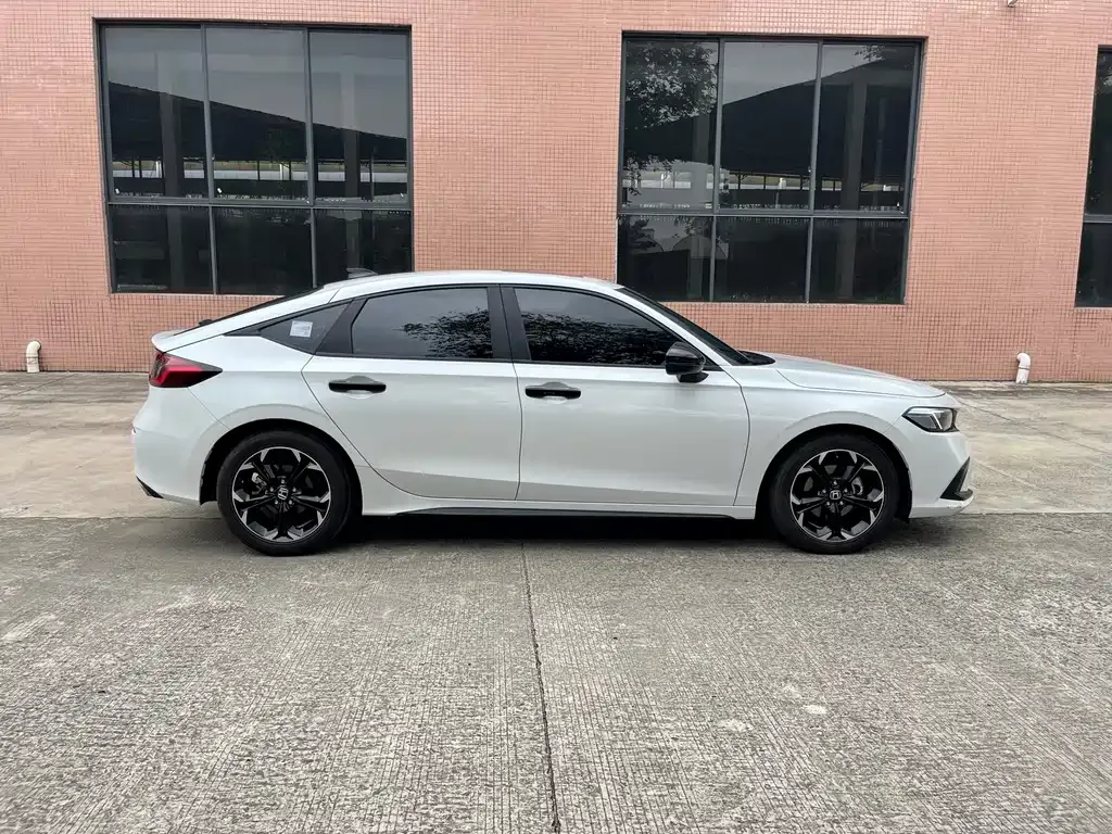 Honda Civic — фото 7