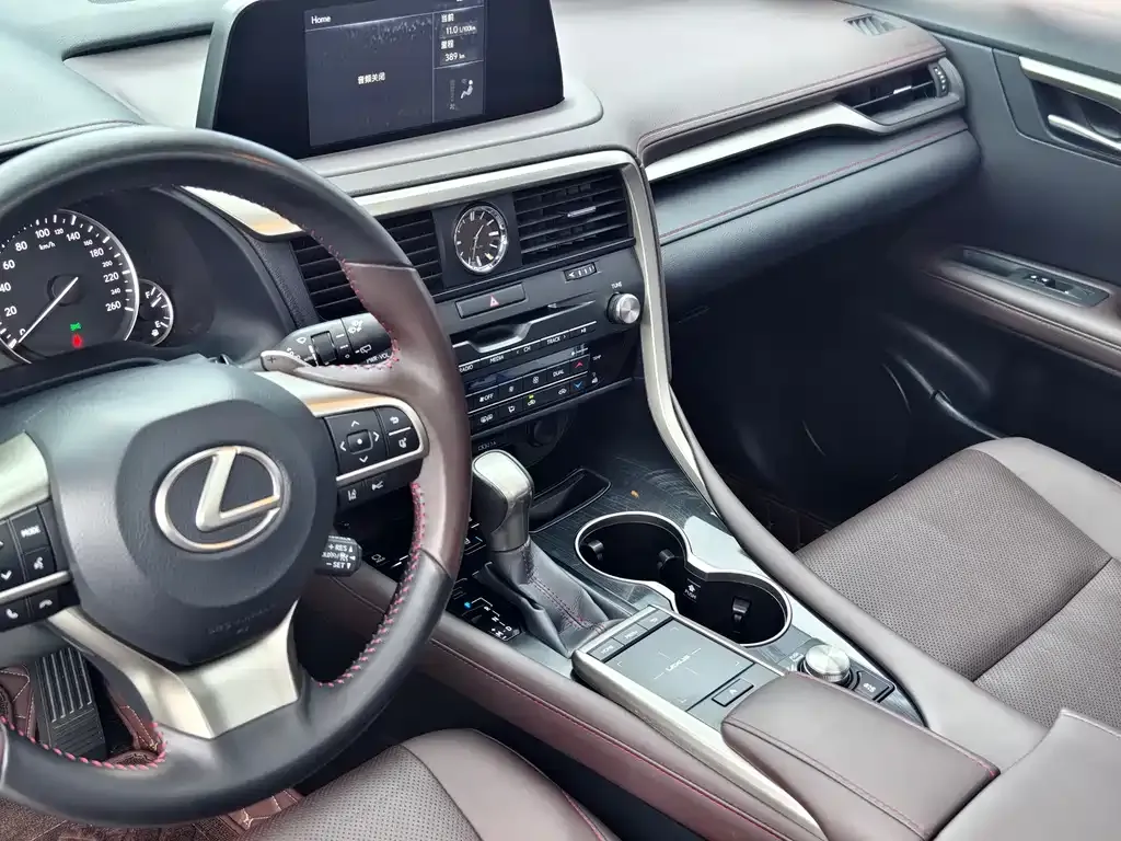 Lexus RX — фото 7