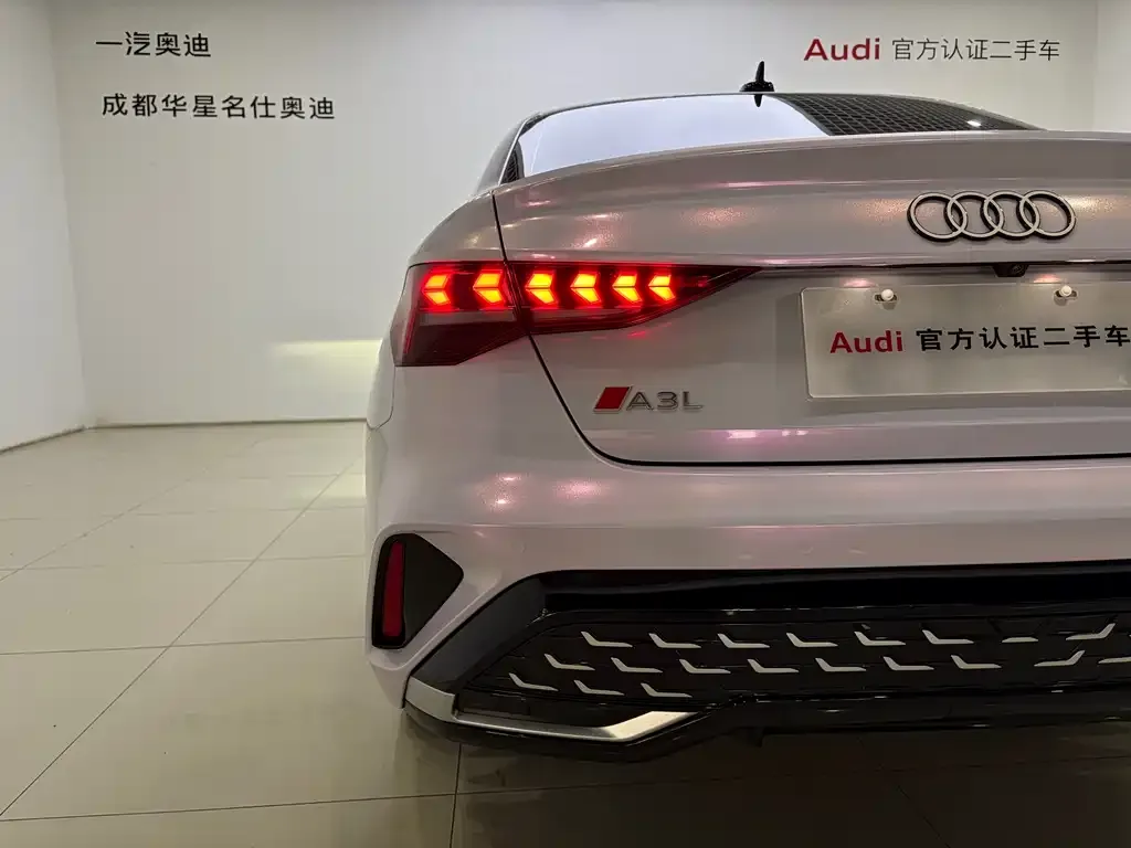 Audi A3 — фото 2