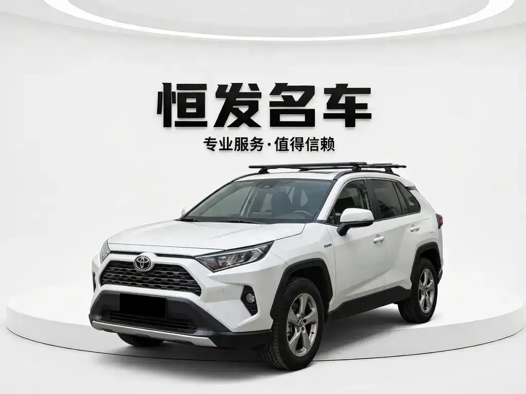 Toyota RAV4 — фото 1