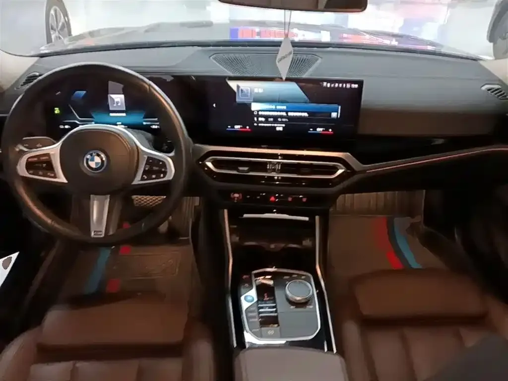 BMW i3 — фото 10