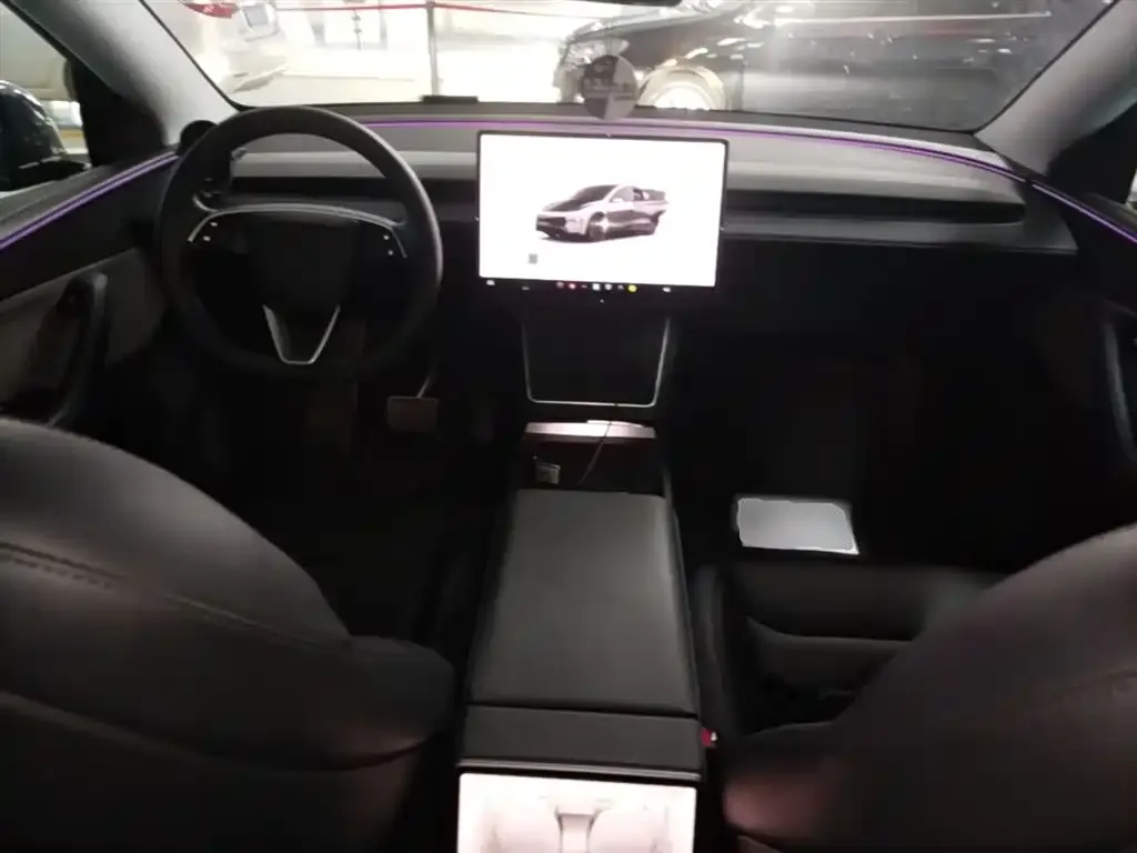 Tesla Model Y — фото 6