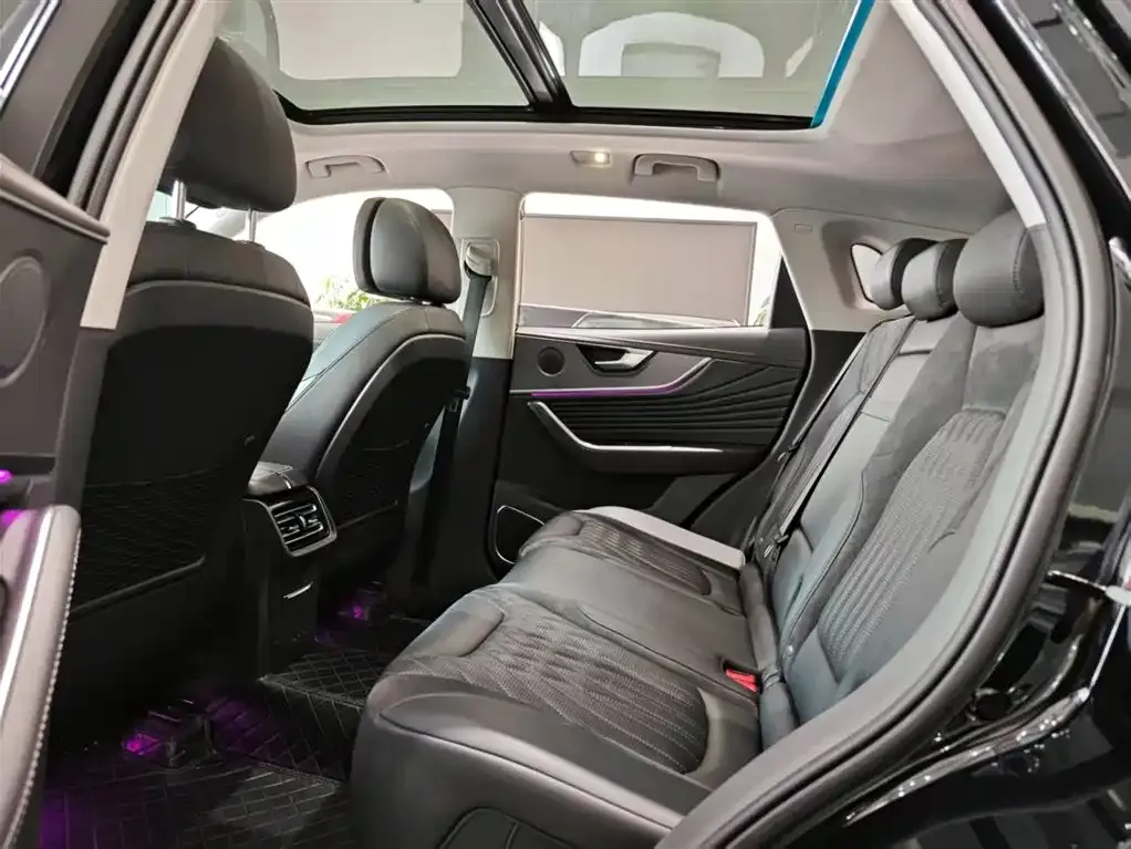 Hongqi HS5 2024 из CN, фото 4