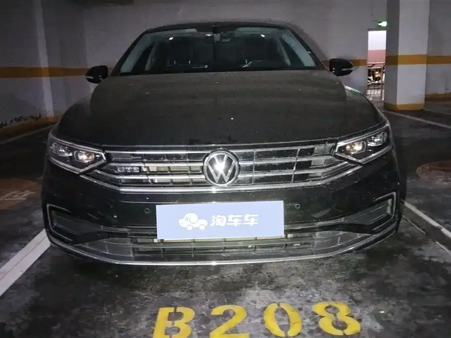 Volkswagen Magotan GTE PHEV 2024 из CN, фото 3