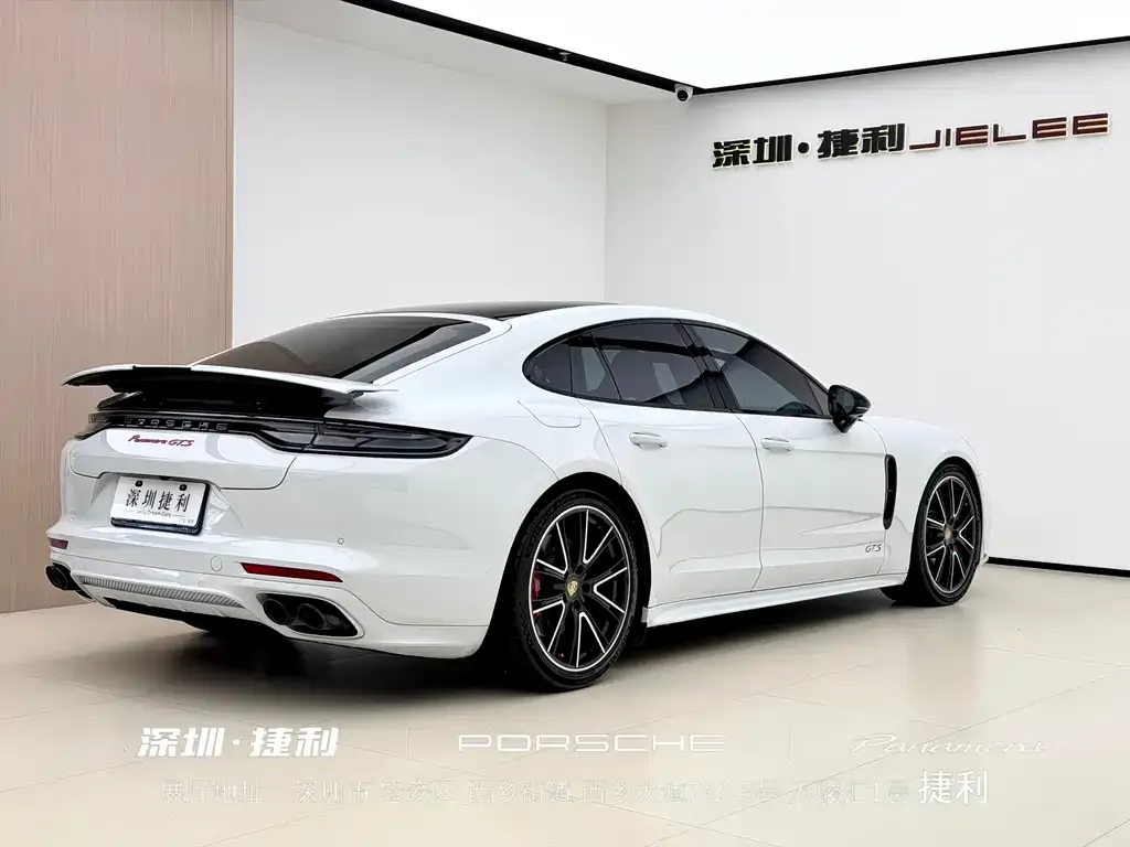 Porsche Panamera — фото 5