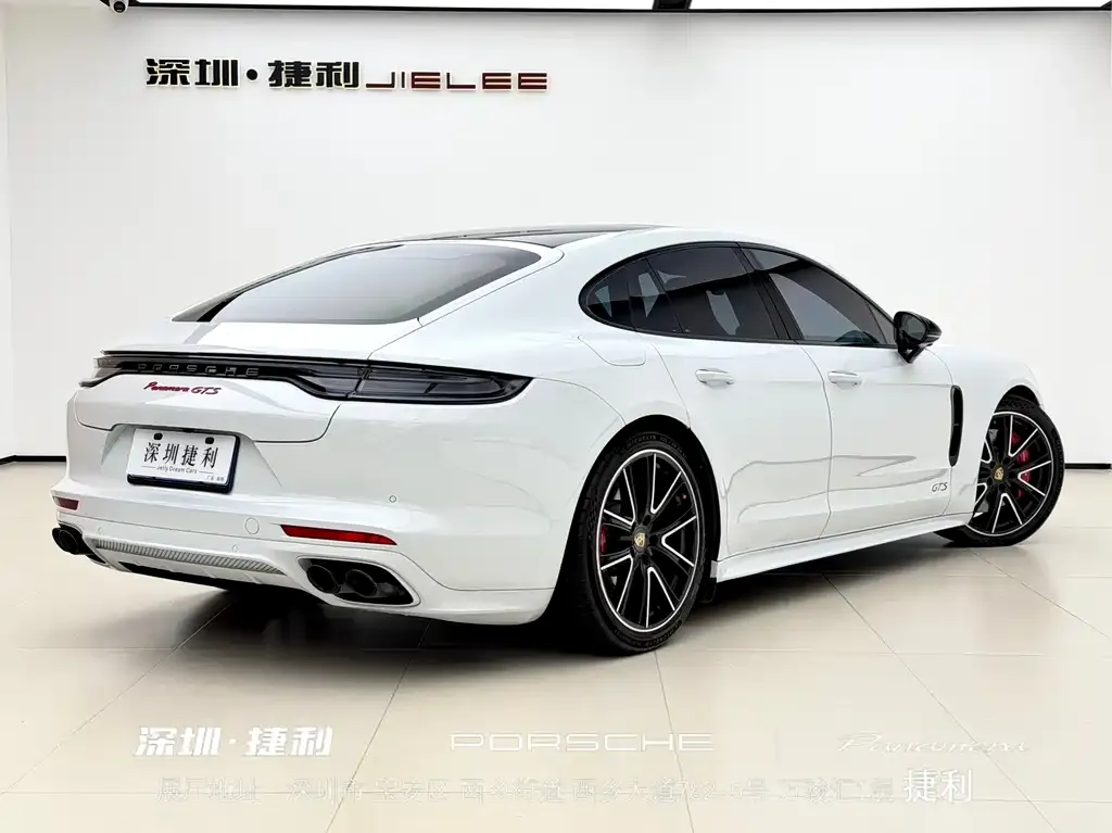 Porsche Panamera — фото 10