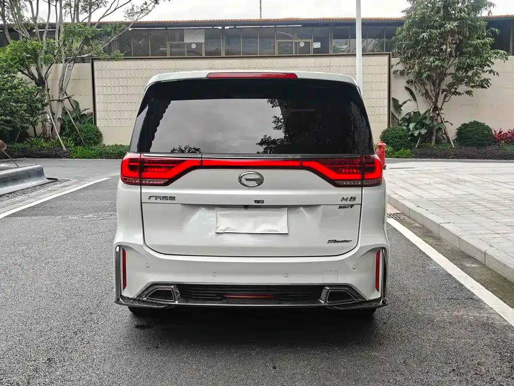 GAC Motor Trumpchi M8 — фото 10