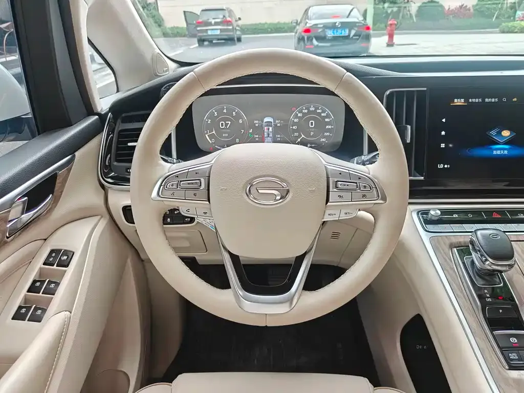 GAC Motor Trumpchi M8 — фото 6