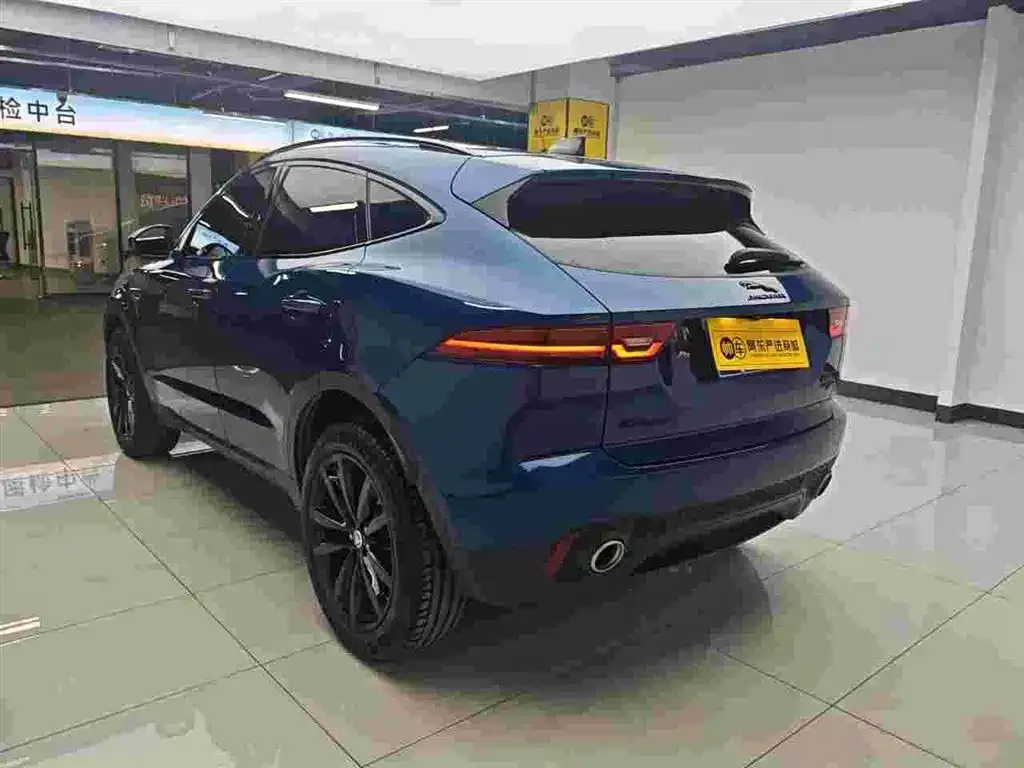 Jaguar E-PACE 2023 из CN, фото 7