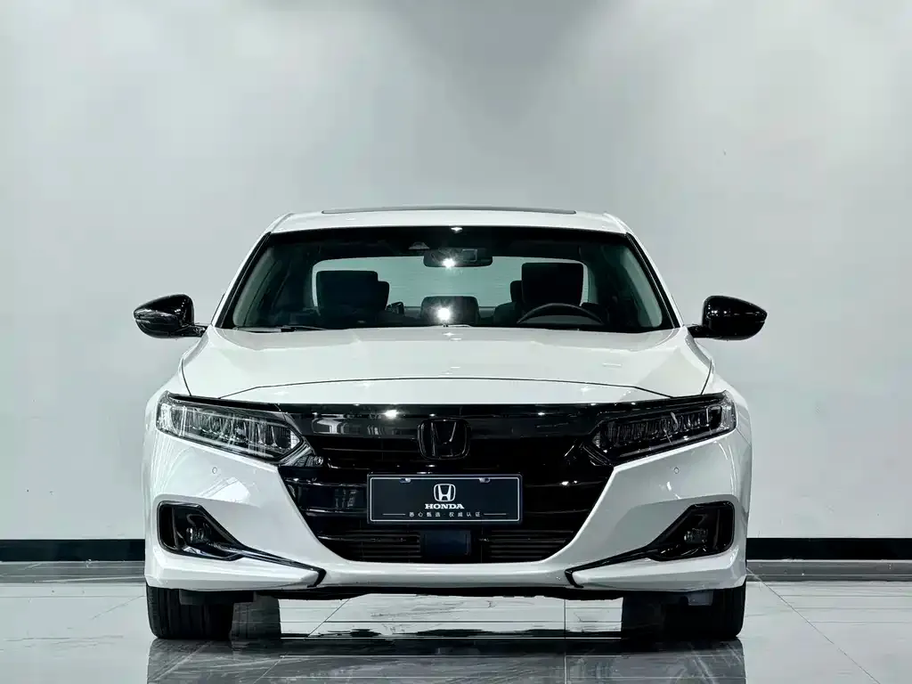 Honda Accord — фото 3