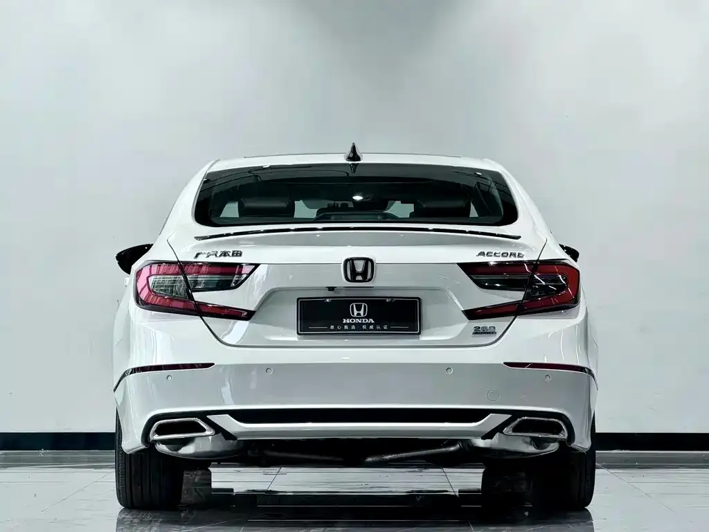 Honda Accord — фото 2
