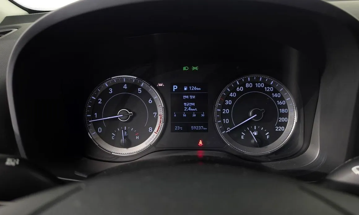 Hyundai Venue 2021 из KR, фото 2