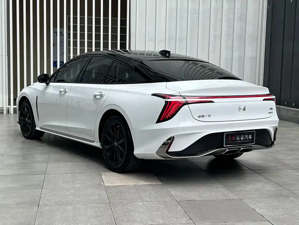 Hongqi H6 — фото 3