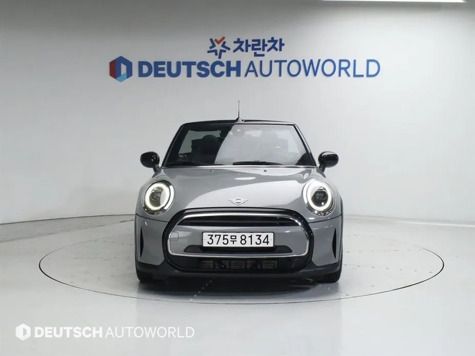 Mini Cooper Convertible 2022 из KR, фото 8
