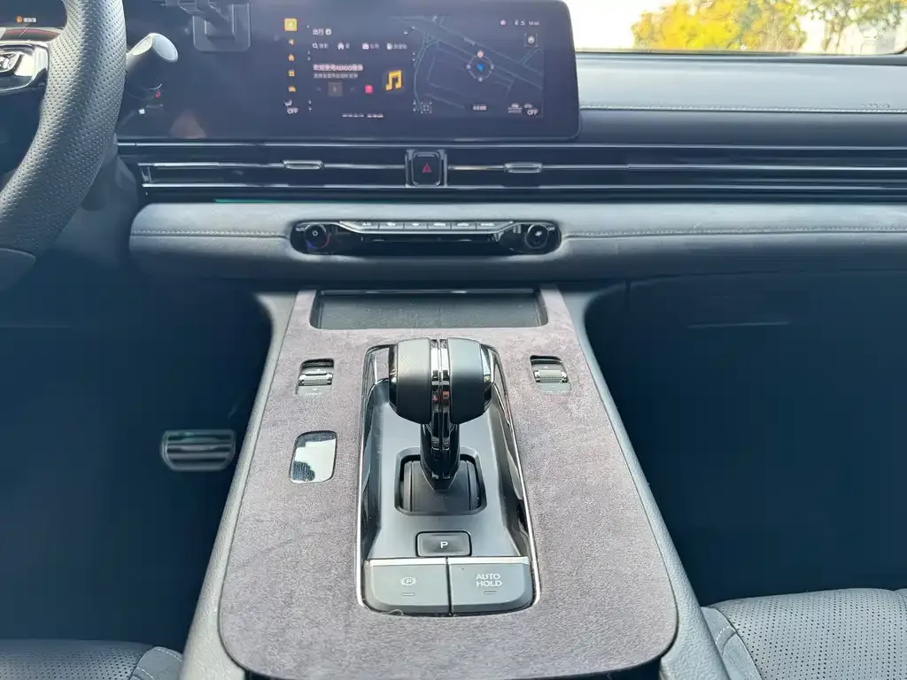 GAC Motor Shadow Leopard — фото 6
