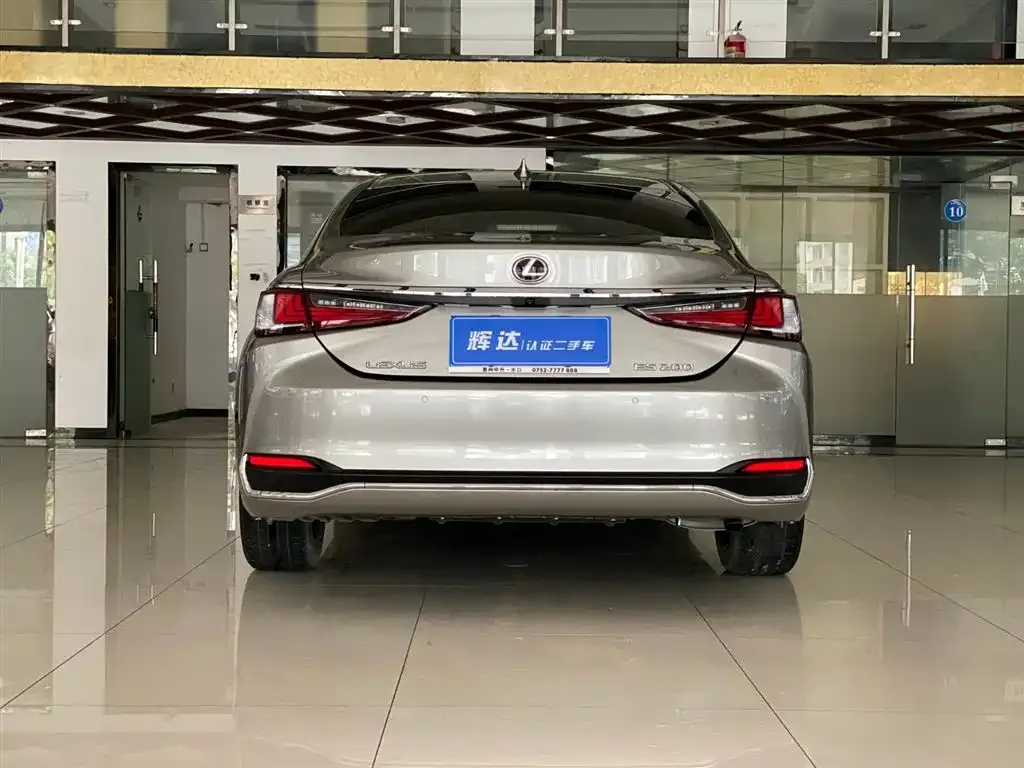 Lexus ES 2021 из CN, фото 9