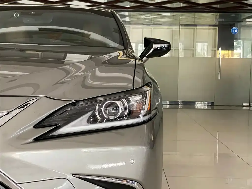 Lexus ES 2021 из CN, фото 5
