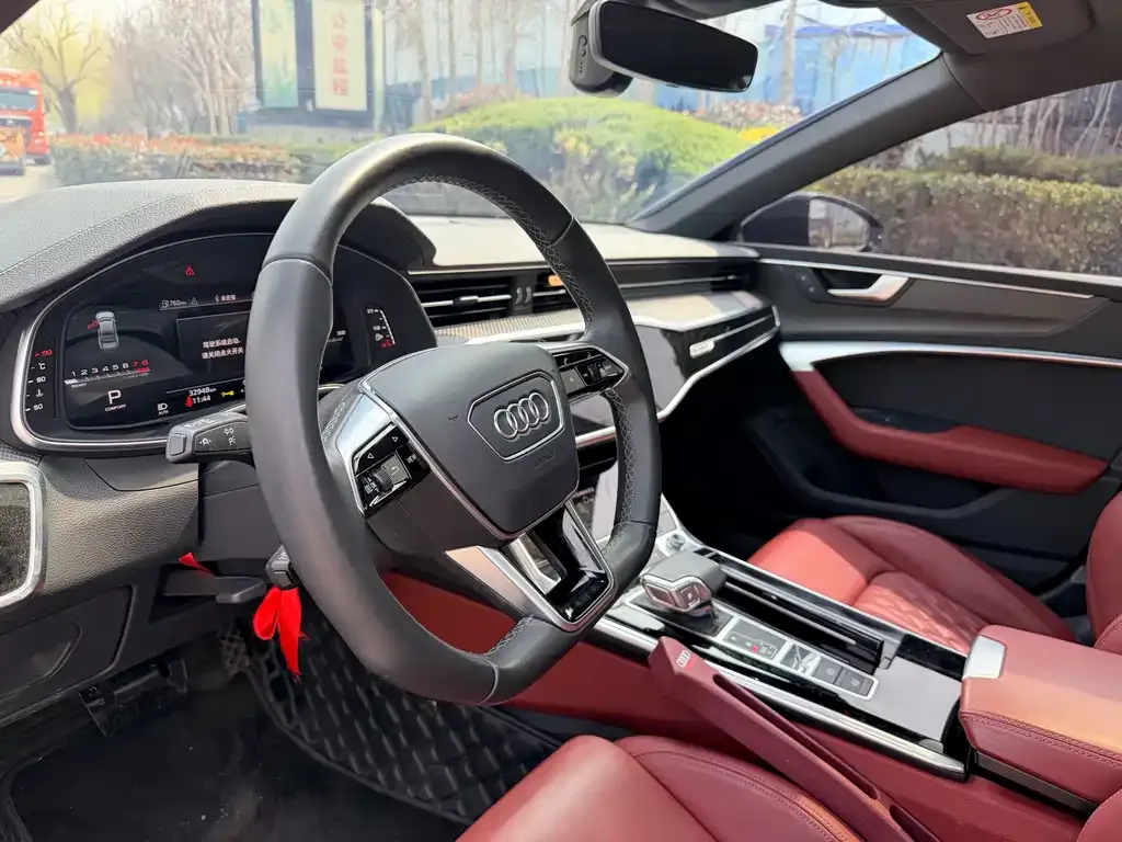 Audi A7L — фото 4