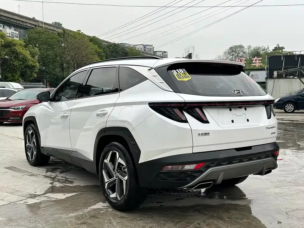 Hyundai Tucson — фото 7