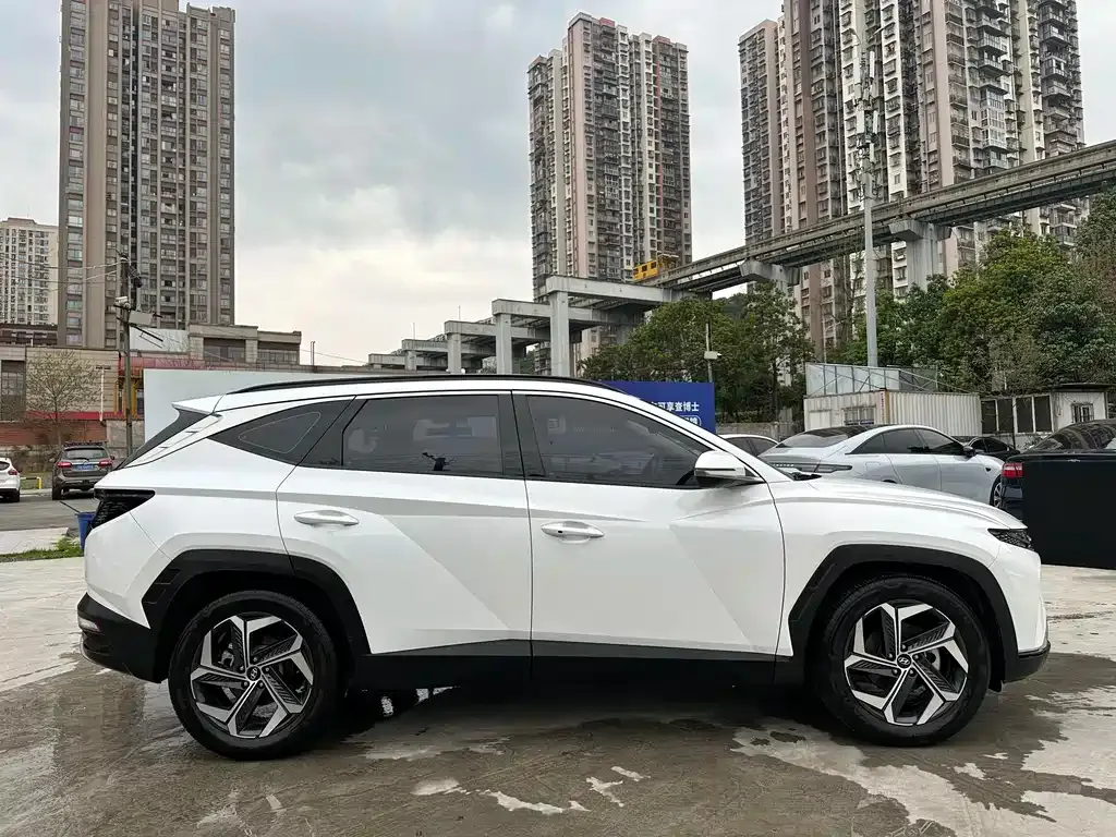 Hyundai Tucson — фото 2