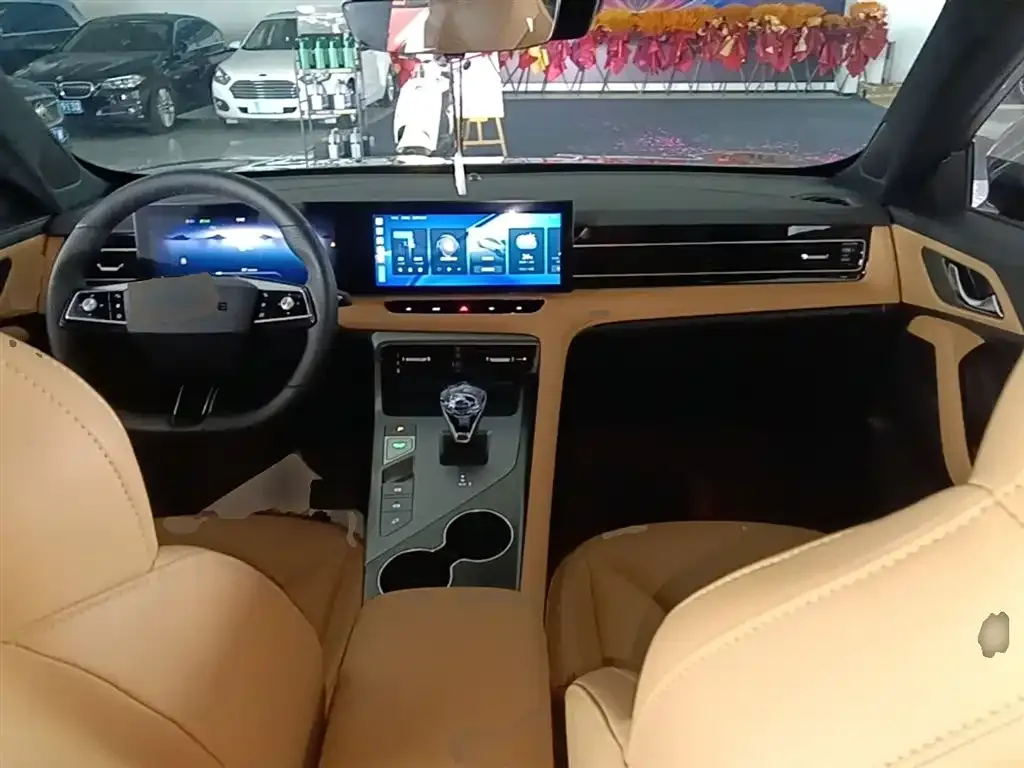 Roewe RX5 2025 из CN, фото 9