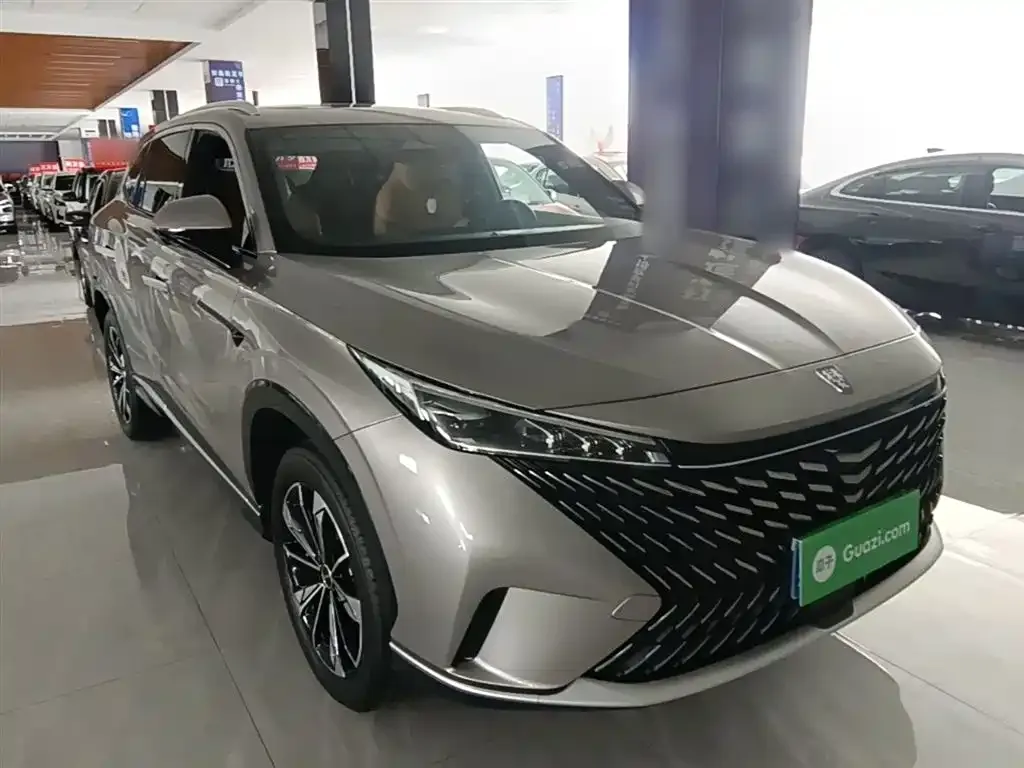 Roewe RX5 2025 из CN, фото 3