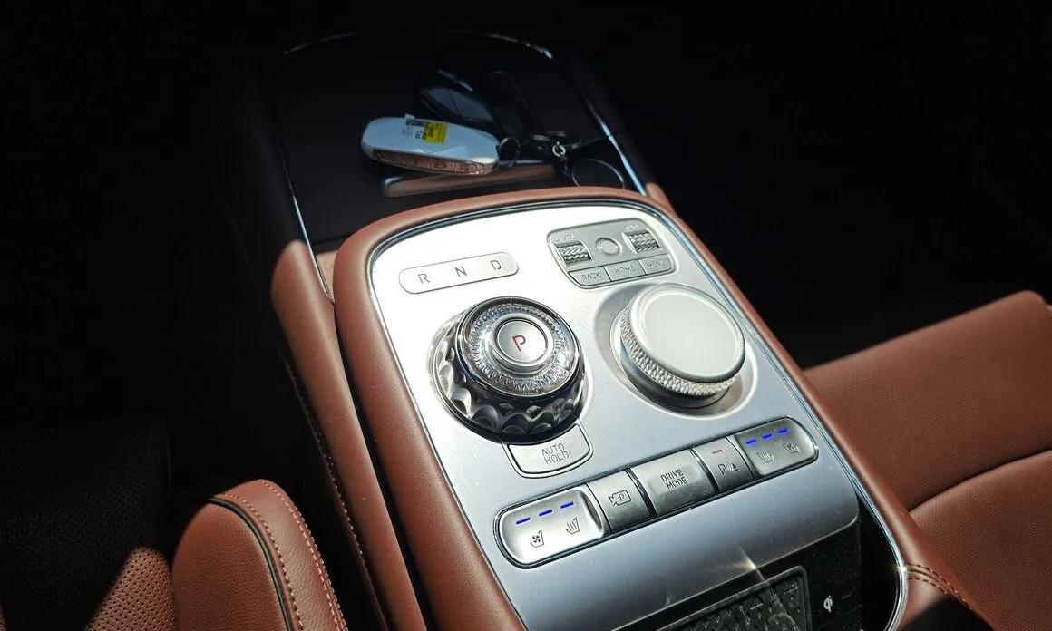 Genesis G90 2023 из KR, фото 6