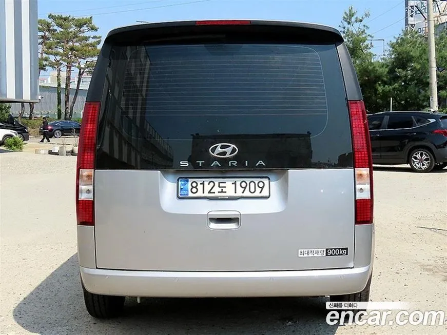 Hyundai Staria — фото 2