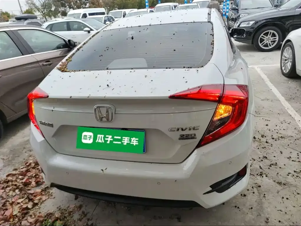 Honda Civic — фото 5