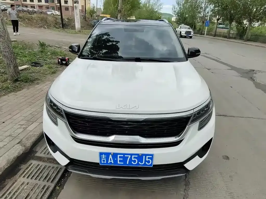 Kia KX3