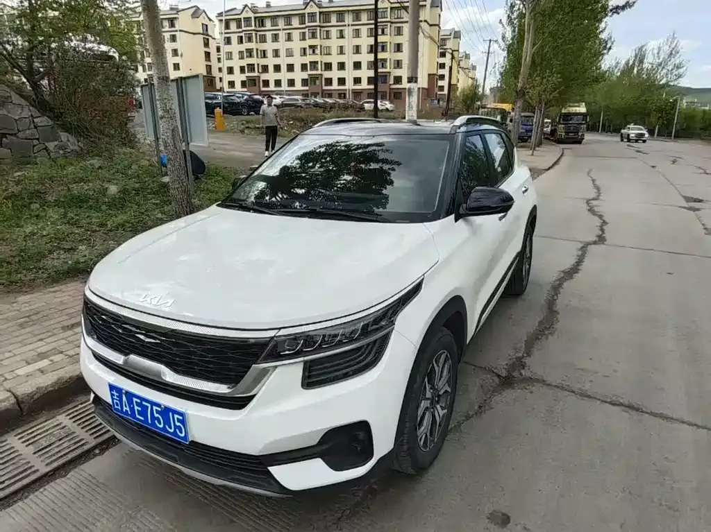 Kia KX3 2022 из CN, фото 6
