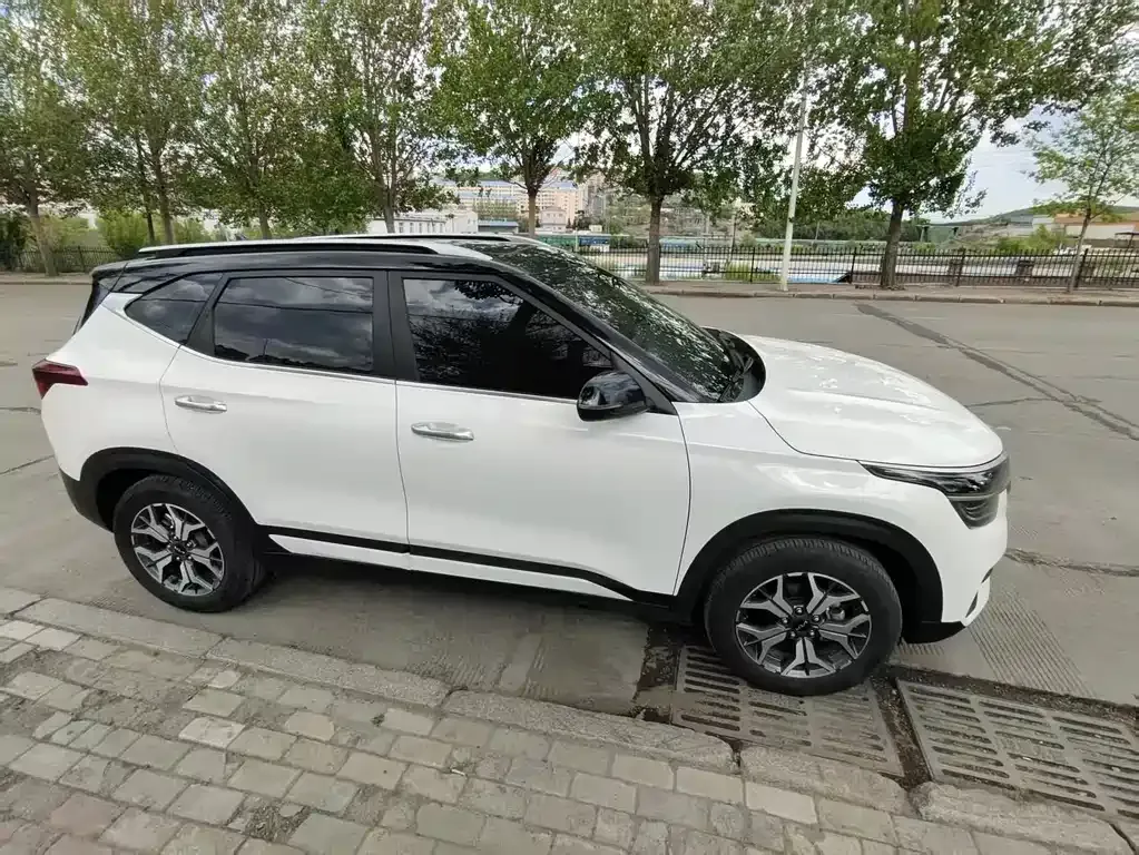 Kia KX3 2022 из CN, фото 9