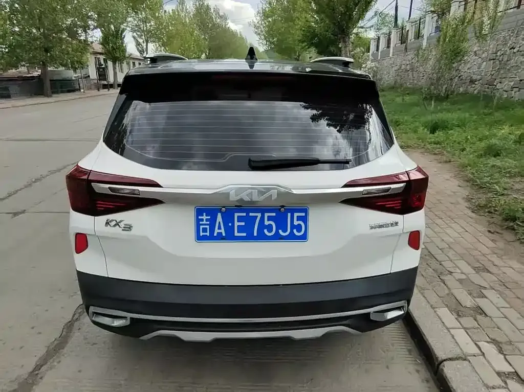 Kia KX3 2022 из CN, фото 4