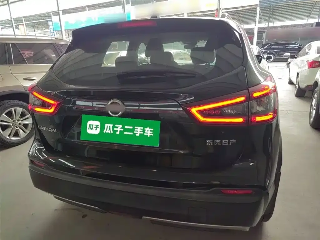 Nissan Qashqai — фото 4