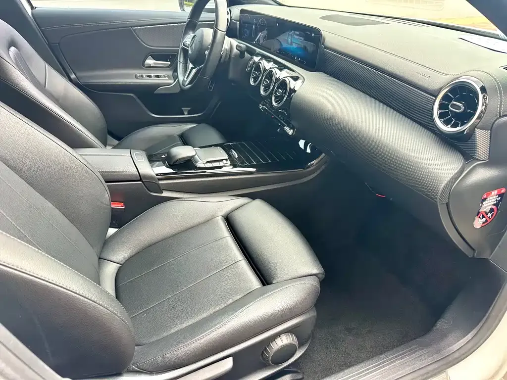 Mercedes-Benz A-Class 2021 из CN, фото 2