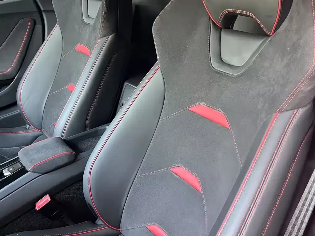 Lamborghini Huracan 2021 из CN, фото 9