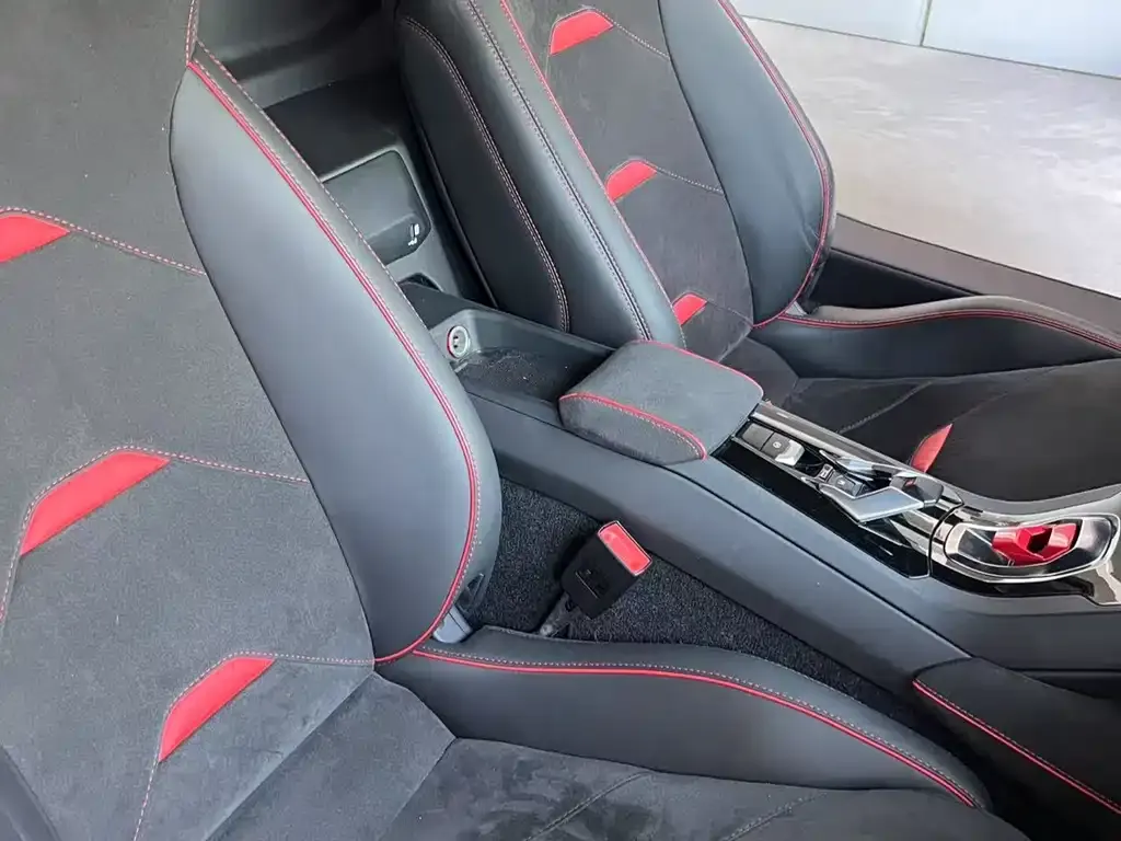 Lamborghini Huracan 2021 из CN, фото 4