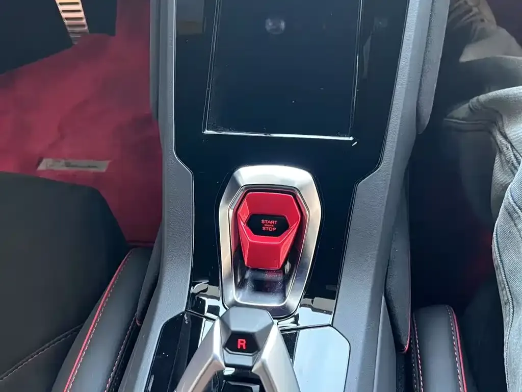 Lamborghini Huracan 2021 из CN, фото 7