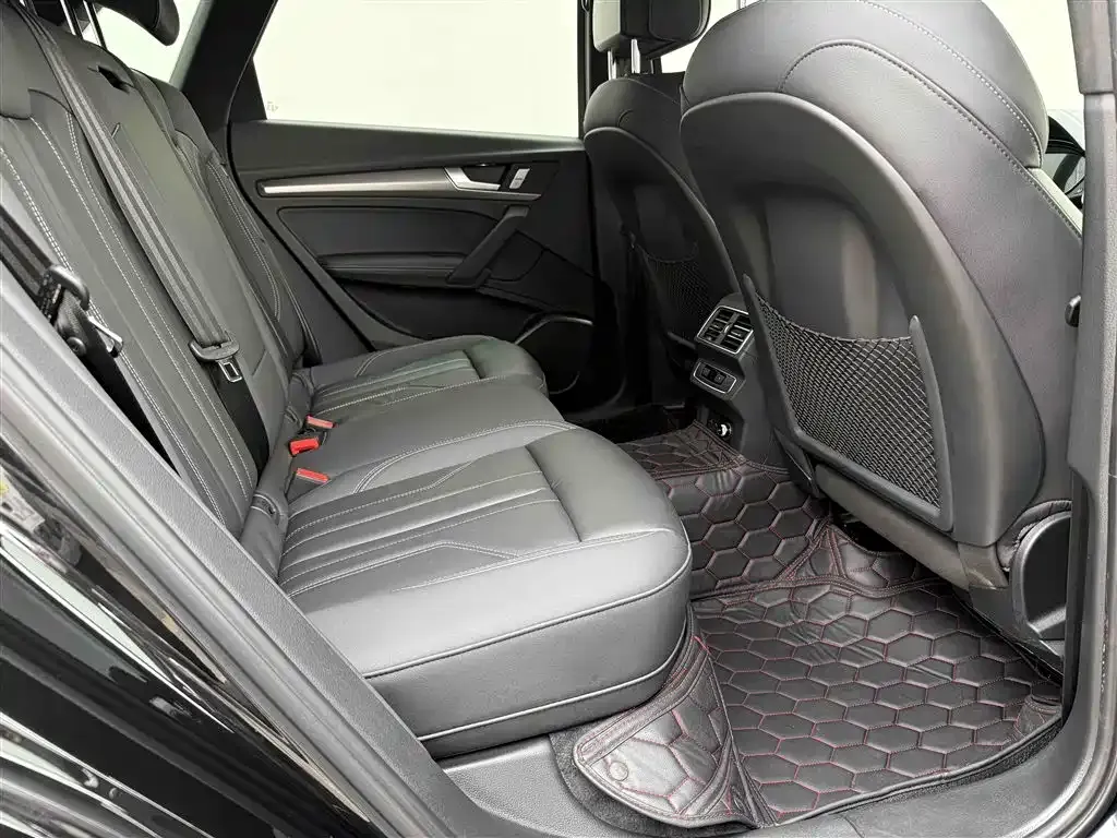 Audi Q5L 2024 из CN, фото 4