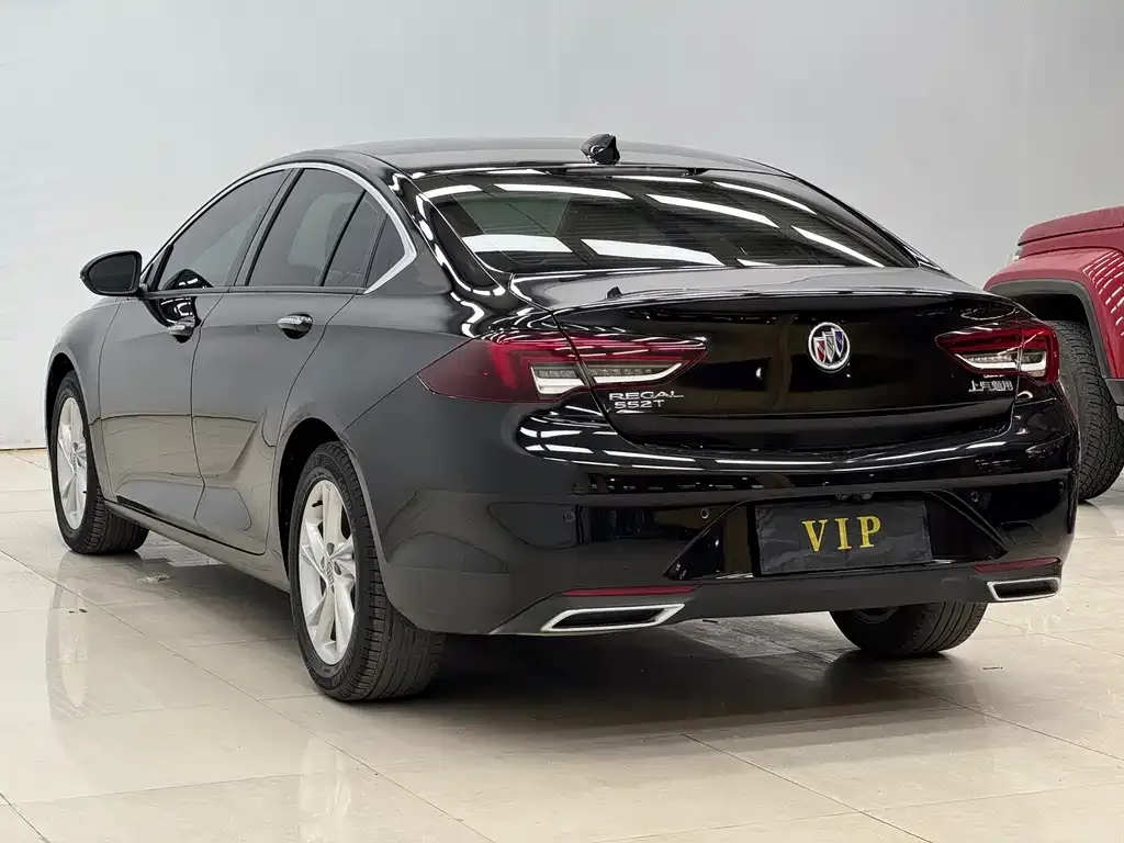 Buick Regal 2023 из CN, фото 2