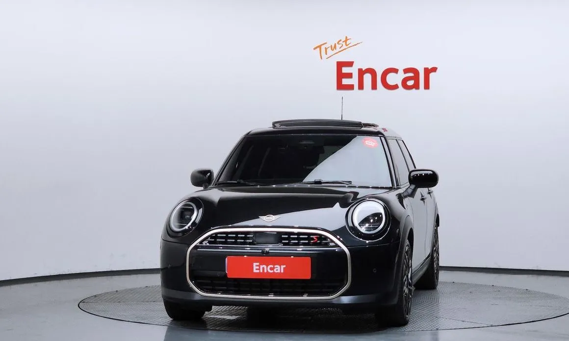 Mini Cooper 2025 из KR, фото 2