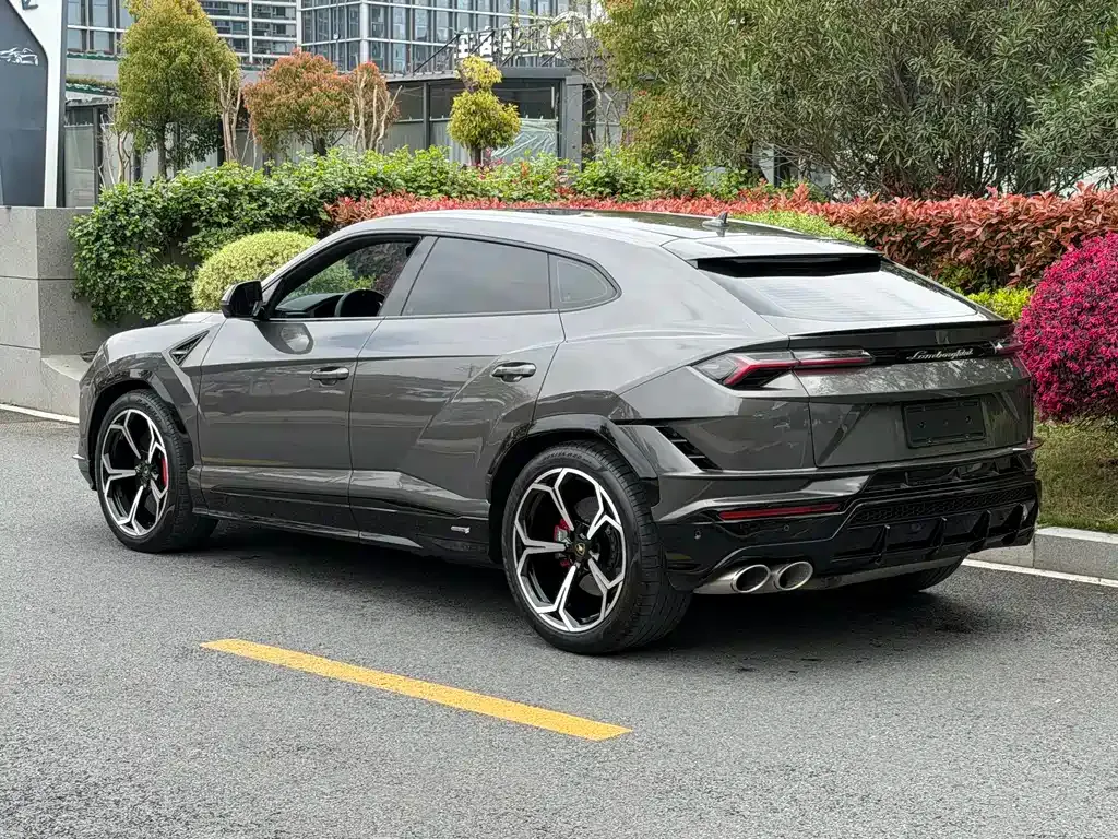 Lamborghini Urus — фото 4
